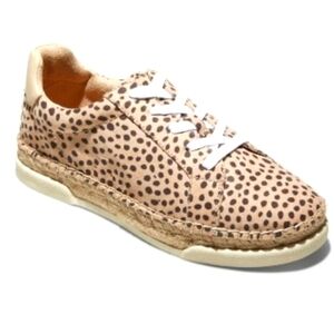Universal Thread Shaelyn Animal Polka Dot Brown Tan Lace Up Casual Sneakers EUC